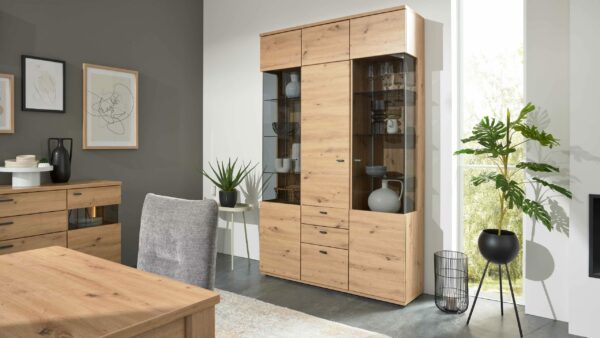 Interliving Wohnzimmer Serie 2110 – Vitrine A13540