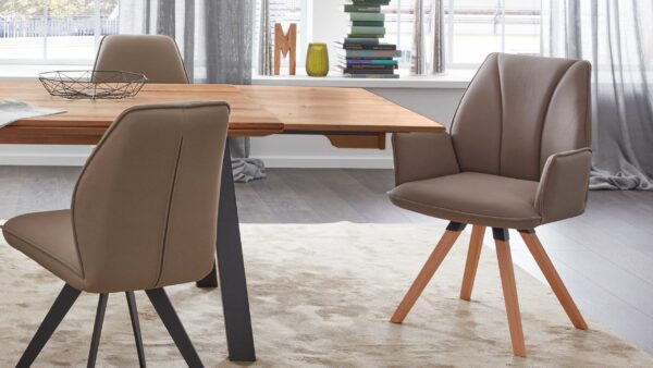 Interliving Esszimmer Serie 5102 – Armlehn-Polsterstuhl V232
