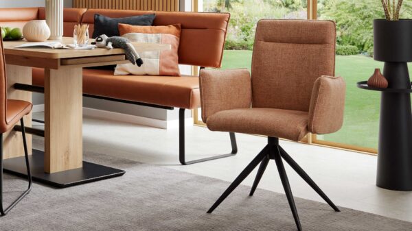 Interliving Esszimmer Serie 5505 – Armlehnstuhl mit Drehfunktion