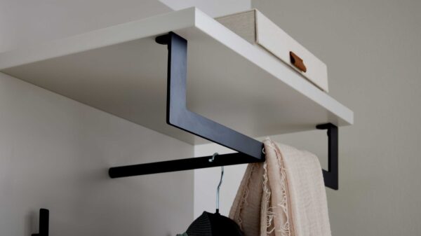 Interliving Garderoben Serie 6013 – Wandgarderobe