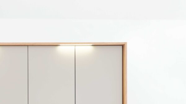 Interliving Schlafzimmer Serie 1023 – Stab-Beleuchtung 90351
