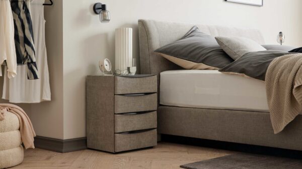 Interliving Boxspringbett Serie 1401 – Nachtkommode